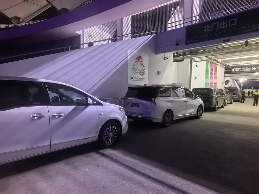 广州租车首选/月租年租带司机包车优惠-广州现达商务有限公司(现达租车）