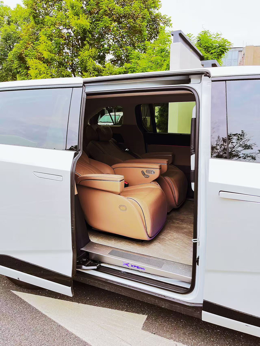 广州哪里有小鹏X9纯电动7座商务车出租自驾_广州租车 首选广州现达汽车租赁公司