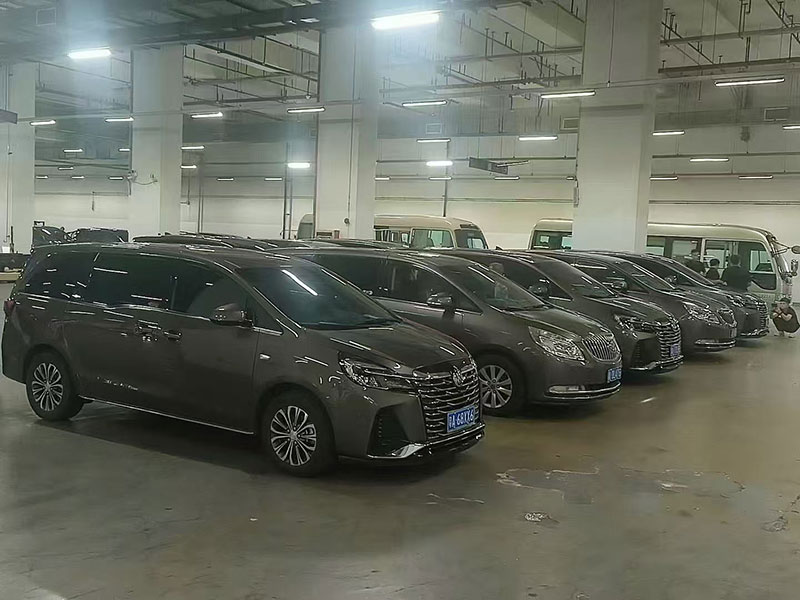 广州商务会议租车自驾演唱会配司机包车_广州用车 首选现达汽车租赁公司